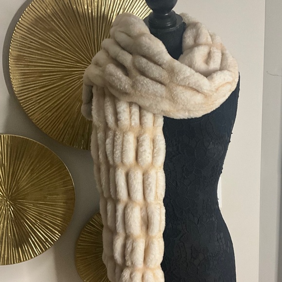 Accessories - **Warm Faux Fur Scarf/Wrap**